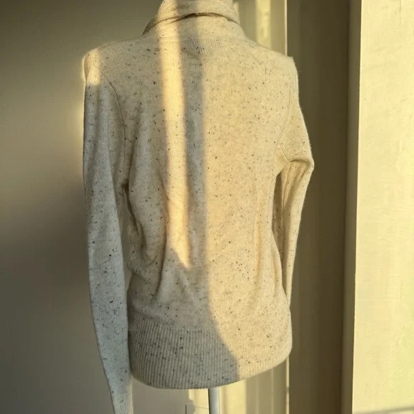 Ann Taylor Cashmere Shawl Collar Wrap Sweater Speckled Cream Small - Picture 7 of 12